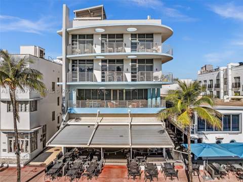 1052 Ocean Dr C203, Miami Beach FL - photo 23 of 36