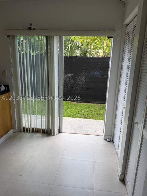 2066 NE 167th St 3-108, North Miami Beach FL - photo 11 of 22