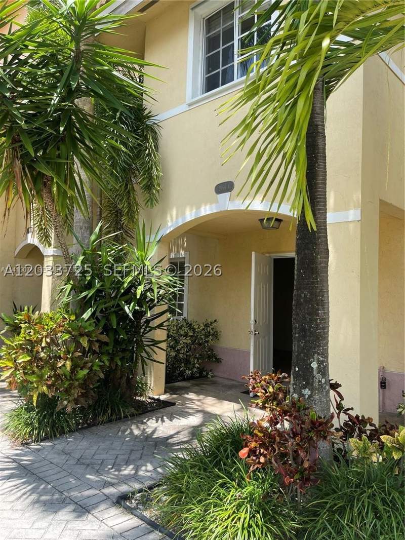 3 bedroom Condominium at 2066 NE 167th St 3-108, Aqua Vista Townhomes Condo, North Miami Beach — photo 2