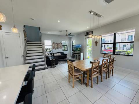 8288 NW 44th Terrace, Doral FL - photo 16 of 68