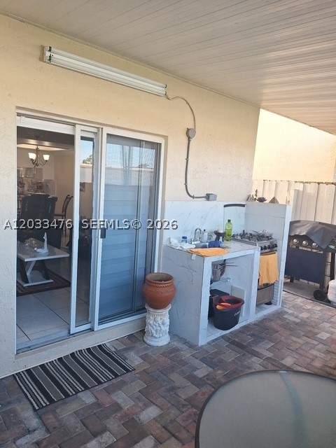 507 W 68th St 5, Hialeah FL - photo 15 of 16