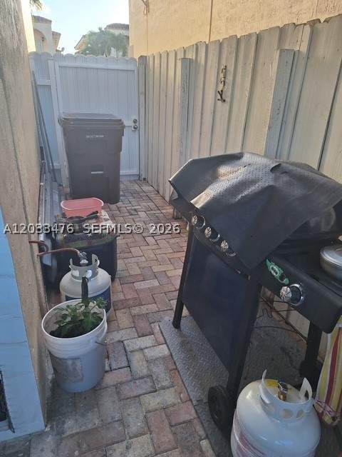 507 W 68th St 5, Hialeah FL - photo 16 of 16