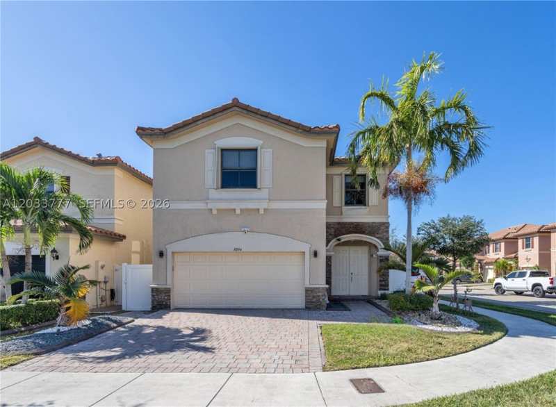 4 bedroom SingleFamilyResidence at 8894 W 34th Ave, Bellagio, Hialeah — photo 1