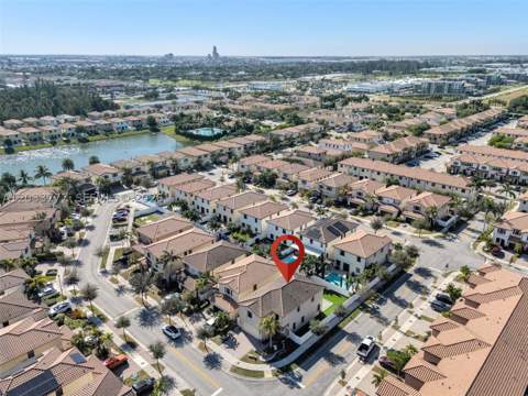8894 W 34th Ave, Hialeah FL - photo 6 of 60