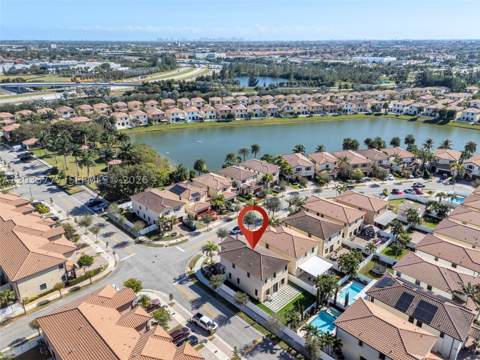 8894 W 34th Ave, Hialeah FL - photo 8 of 60