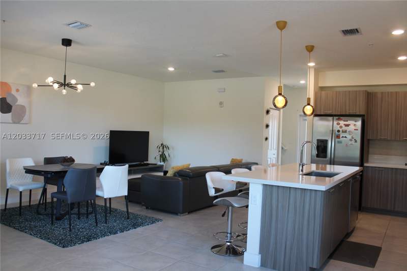 3 bedroom Townhouse at 8265 NW 41 St C-110, Urbana At Residences, Doral — photo 5