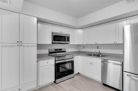 11930 N Bayshore Dr 704, North Miami FL - photo 12 of 47