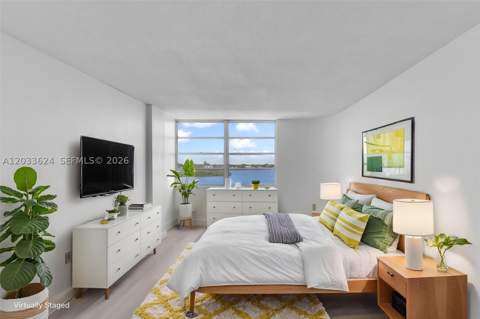 11930 N Bayshore Dr 704, North Miami FL - photo 18 of 47