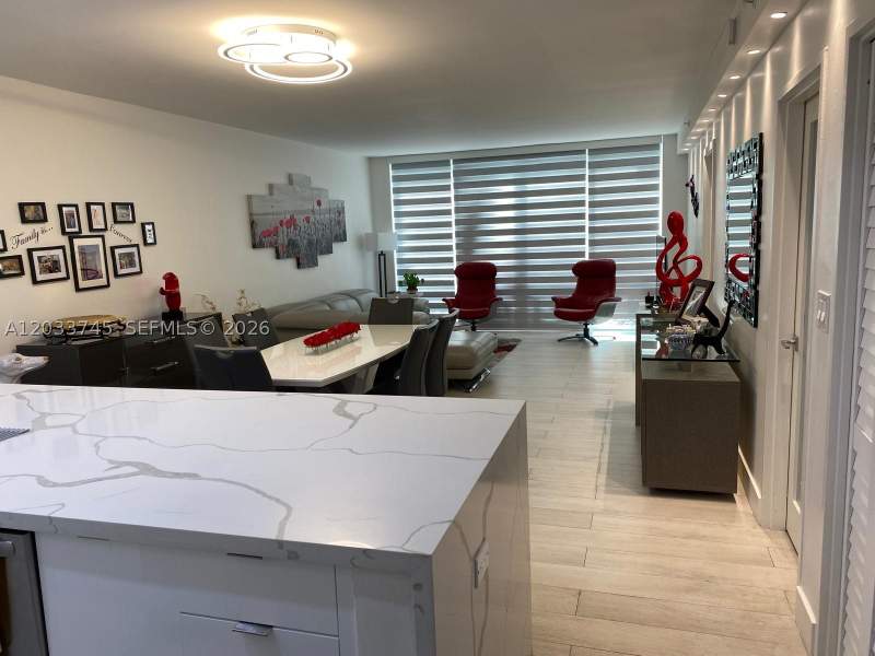 2 bedroom Condominium at 5601 Collins Ave 622, The Pavilion Condo, Miami Beach — photo 4