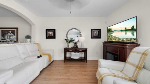 16590 SW 70th St, Miami FL - photo 10 of 53