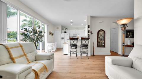16590 SW 70th St, Miami FL - photo 12 of 53
