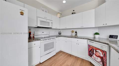 16590 SW 70th St, Miami FL - photo 16 of 53