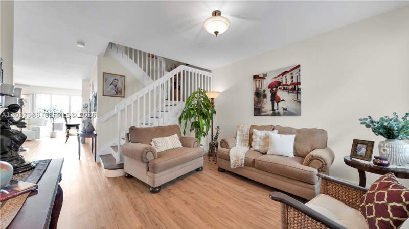 3 bedroom Townhouse at 16590 SW 70th St, Sunset Lake Townhomes, Miami — photo 4