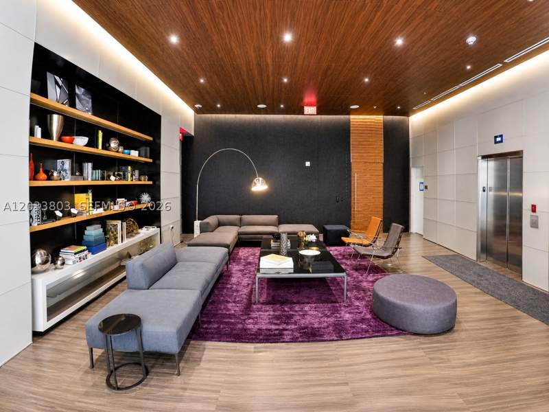 1 bedroom Condominium at 88 SW 7th St 2206, Rise Condo, Miami — photo 3