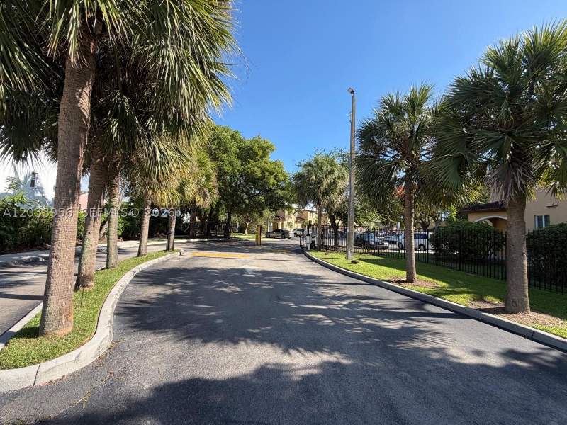 3 bedroom Townhouse at 12050 SW 268th St 7, South Pointe Cove Condo, Homestead — photo 3