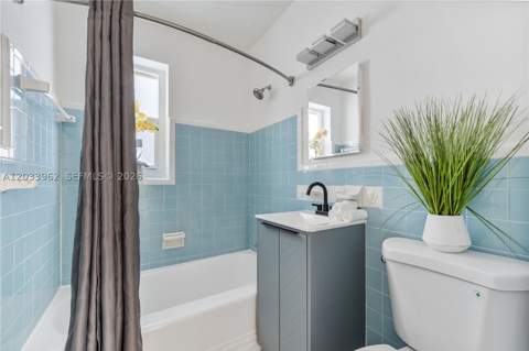 1044 NE 4th Ave, Homestead FL - photo 23 of 30