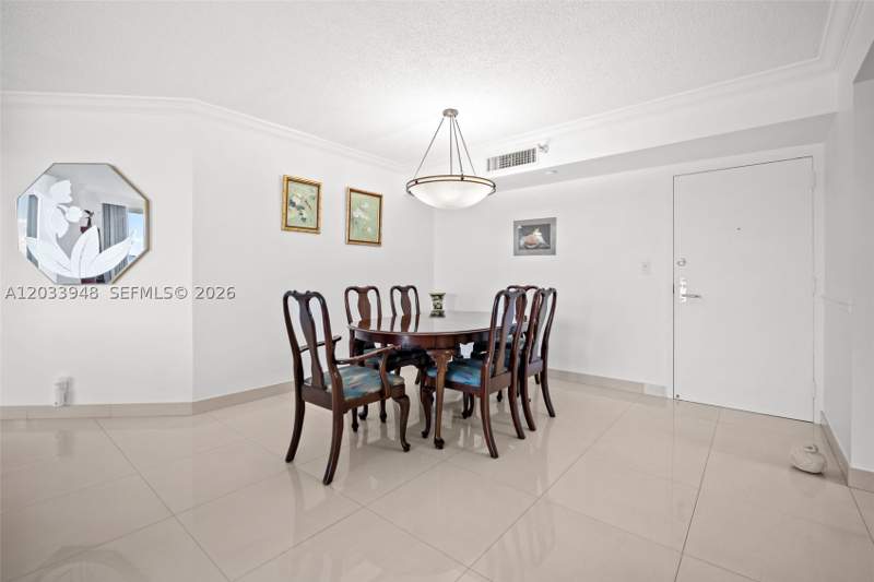 2 bedroom Condominium at 19101 NE 36th Ct 504, Mystic Pointe Condo No Th, Aventura — photo 3