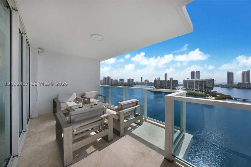 3 bedroom Condominium at 3201 NE 183rd St 1806, The Peninsula Condo, Aventura — photo 3