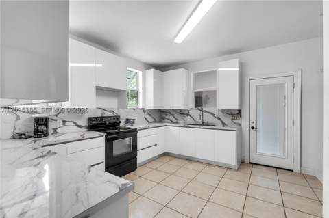 137 NW 20th St, Homestead FL - photo 13 of 35