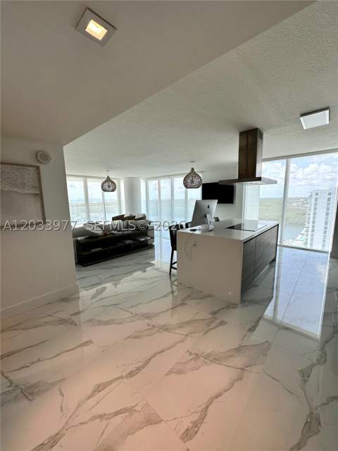 330 Sunny Isles Blvd 5-2002, Sunny Isles Beach FL - photo 14 of 55