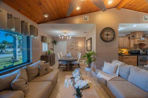 1760 NW 12th Ave, Homestead FL - photo 8 of 53