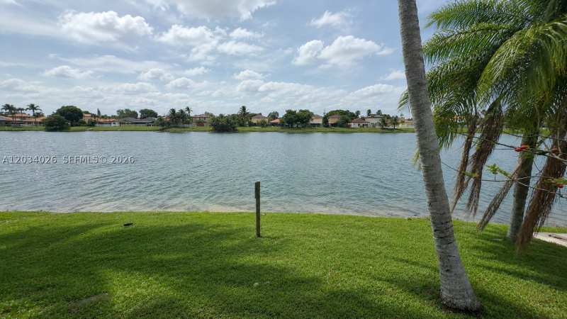 4 bedroom SingleFamilyResidence at 12211 SW 137th Ter, Four Lakes Sec 3, Miami — photo 1