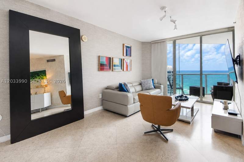 2 bedroom Condominium at 16699 Collins Ave 2906, La Perla Condo, Sunny Isles Beach — photo 2