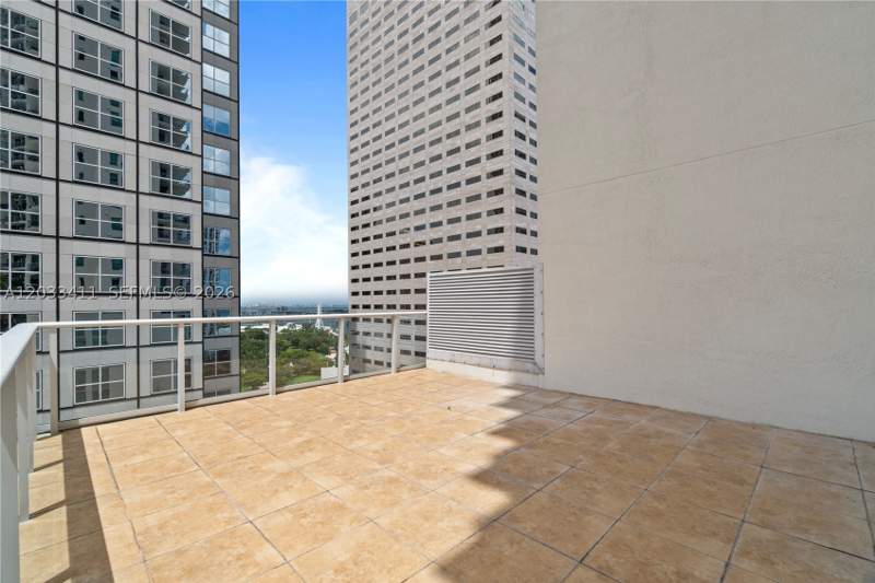 1 bedroom Condominium at 300 S Biscayne Blvd T-1411, Met 1 Condo, Miami — photo 4