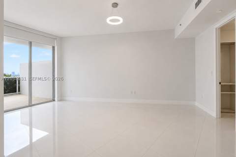 15901 Collins Ave 403, Sunny Isles Beach FL - photo 18 of 31