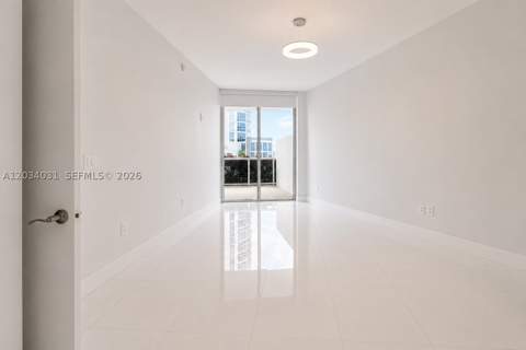 15901 Collins Ave 403, Sunny Isles Beach FL - photo 9 of 31