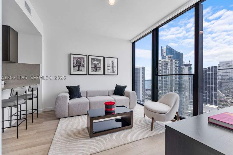 1 bedroom Condominium at 20 NE 11th Street 4309, Miami North, Miami — photo 2