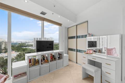 3370 Hidden Bay Dr 1205, Aventura FL - photo 13 of 25