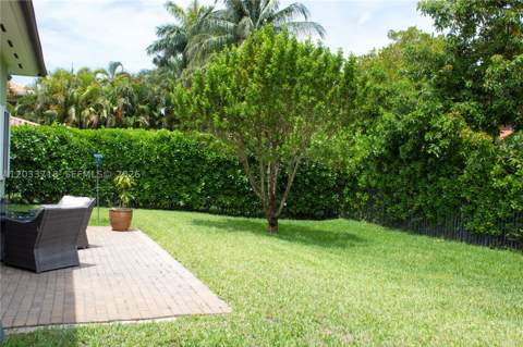 7645 SW 193rd Ln, Cutler Bay FL - photo 11 of 44