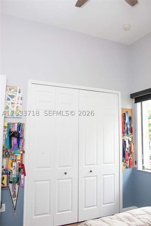 7645 SW 193rd Ln, Cutler Bay FL - photo 14 of 44