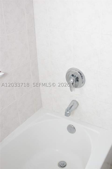 7645 SW 193rd Ln, Cutler Bay FL - photo 17 of 44