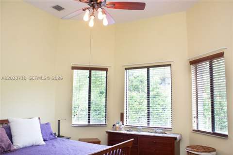 7645 SW 193rd Ln, Cutler Bay FL - photo 7 of 44