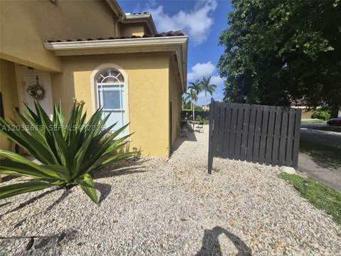 6743 SW 163rd Pl, Miami FL - photo 17 of 61