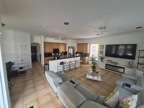 6743 SW 163rd Pl, Miami FL - photo 9 of 61