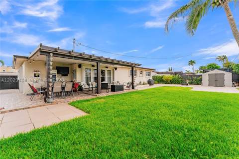 884 W 72nd Pl, Hialeah FL - photo 7 of 53