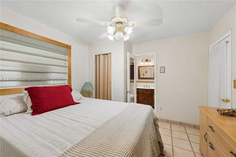 6081 SW 109th Ct, Miami FL - photo 16 of 47