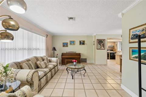 6081 SW 109th Ct, Miami FL - photo 6 of 47
