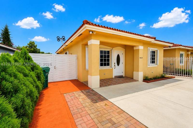 3 bedroom SingleFamilyResidence at 10624 SW 181st St, Jamel Twinhomes, Miami — photo 3