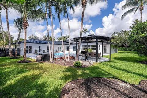 15201 SW 74th Pl, Palmetto Bay FL - photo 21 of 25