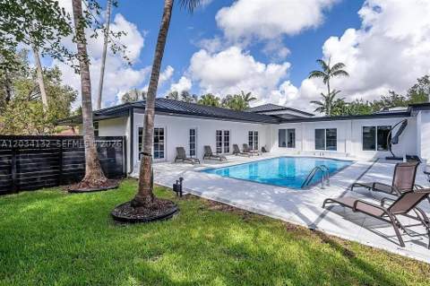 15201 SW 74th Pl, Palmetto Bay FL - photo 22 of 25
