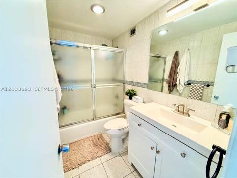 400 Kings Point Dr 928, Sunny Isles Beach FL - photo 15 of 46