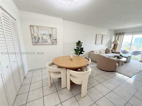 400 Kings Point Dr 928, Sunny Isles Beach FL - photo 7 of 46