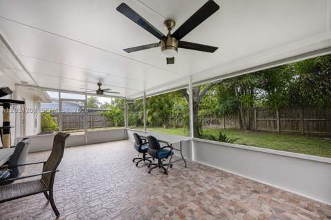 8771 SW 200th Ter, Cutler Bay FL - photo 20 of 21