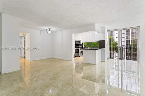 17021 N Bay Rd 429, Sunny Isles Beach FL - photo 11 of 52