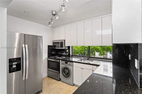 17021 N Bay Rd 429, Sunny Isles Beach FL - photo 17 of 52