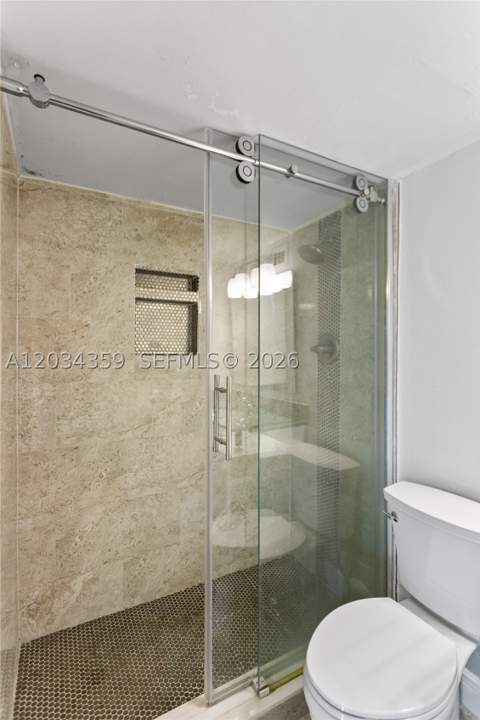 17021 N Bay Rd 429, Sunny Isles Beach FL - photo 23 of 52
